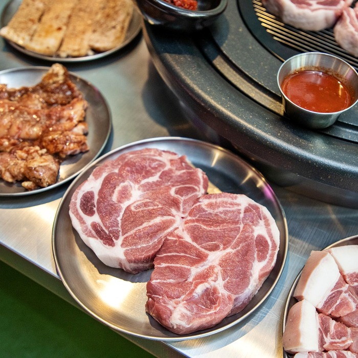 돼지고기 손질