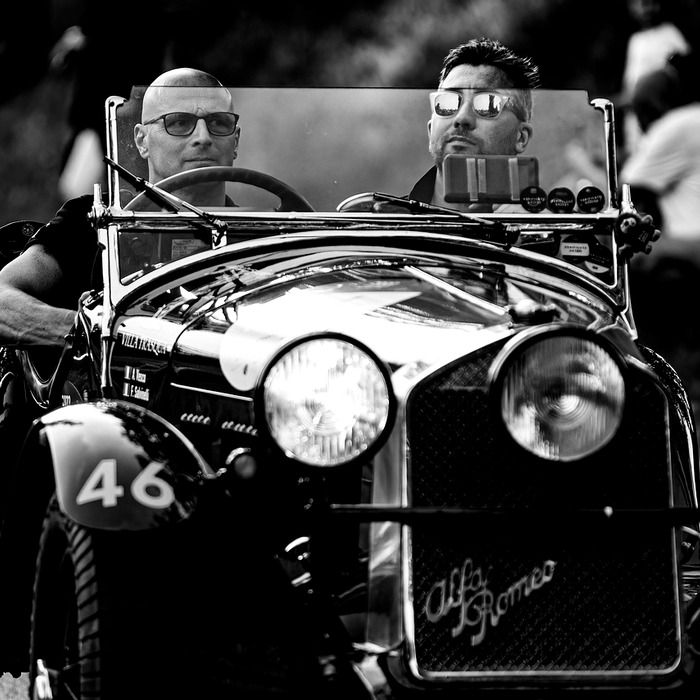 자동차 앞유리 돌빵