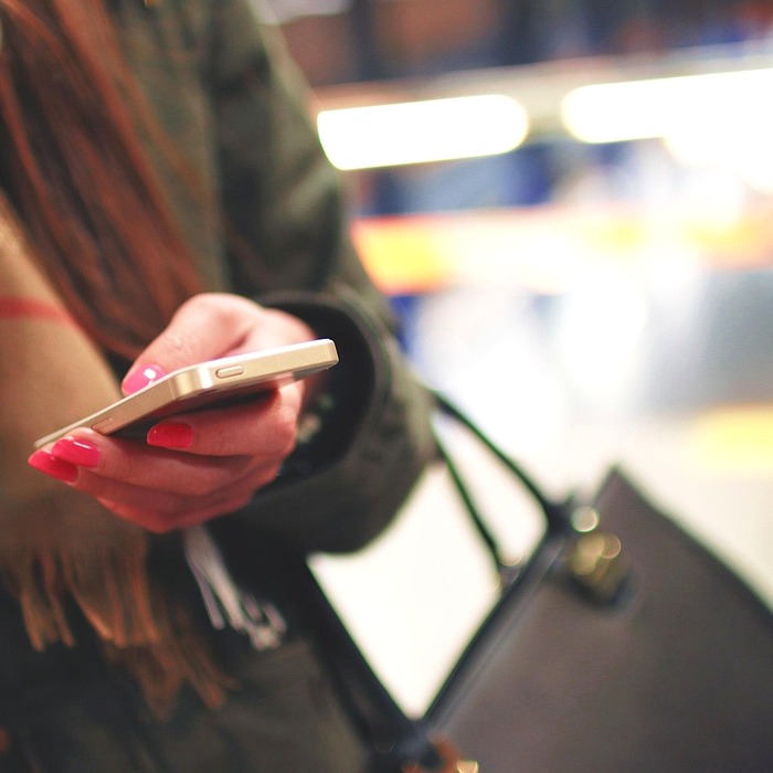 파란색 문자 메시지